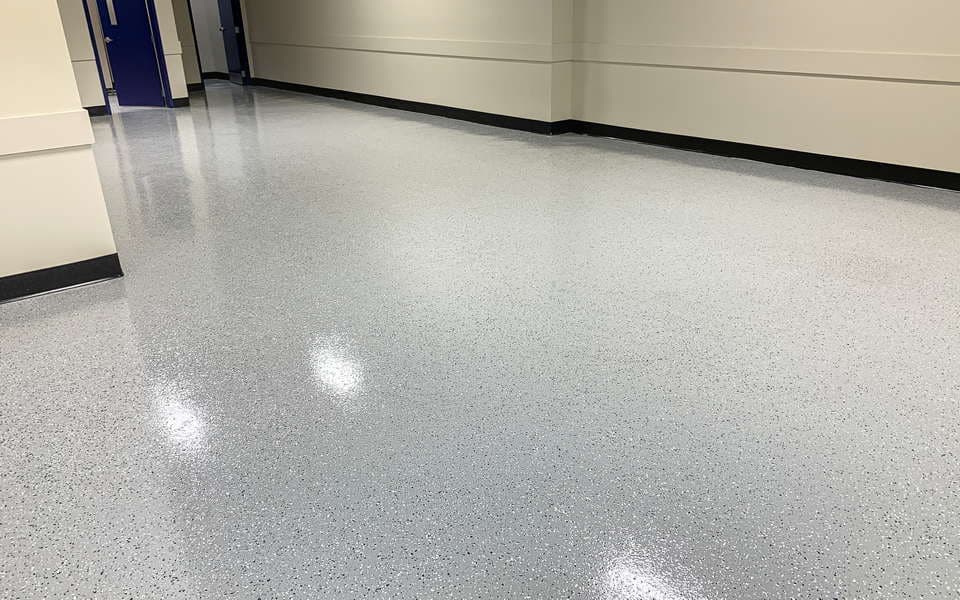 commercial_retail_store_epoxy_flooring_decorative_random_flake_02