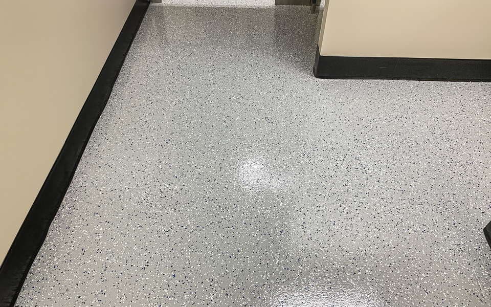 commercial_retail_store_epoxy_flooring_decorative_random_flake_05